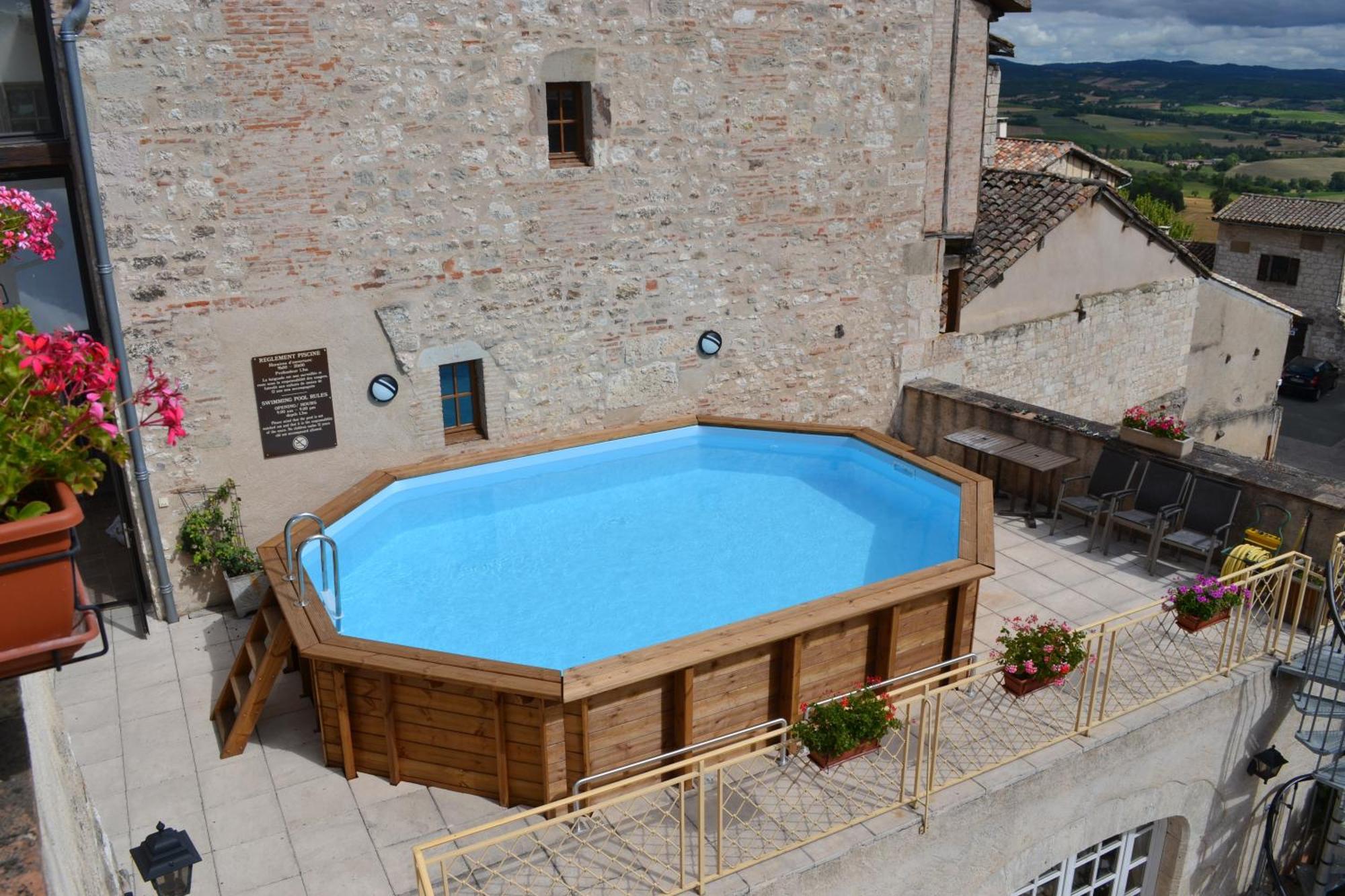 Hotel Des Consuls Castelnau-de-Montmiral Exteriér fotografie