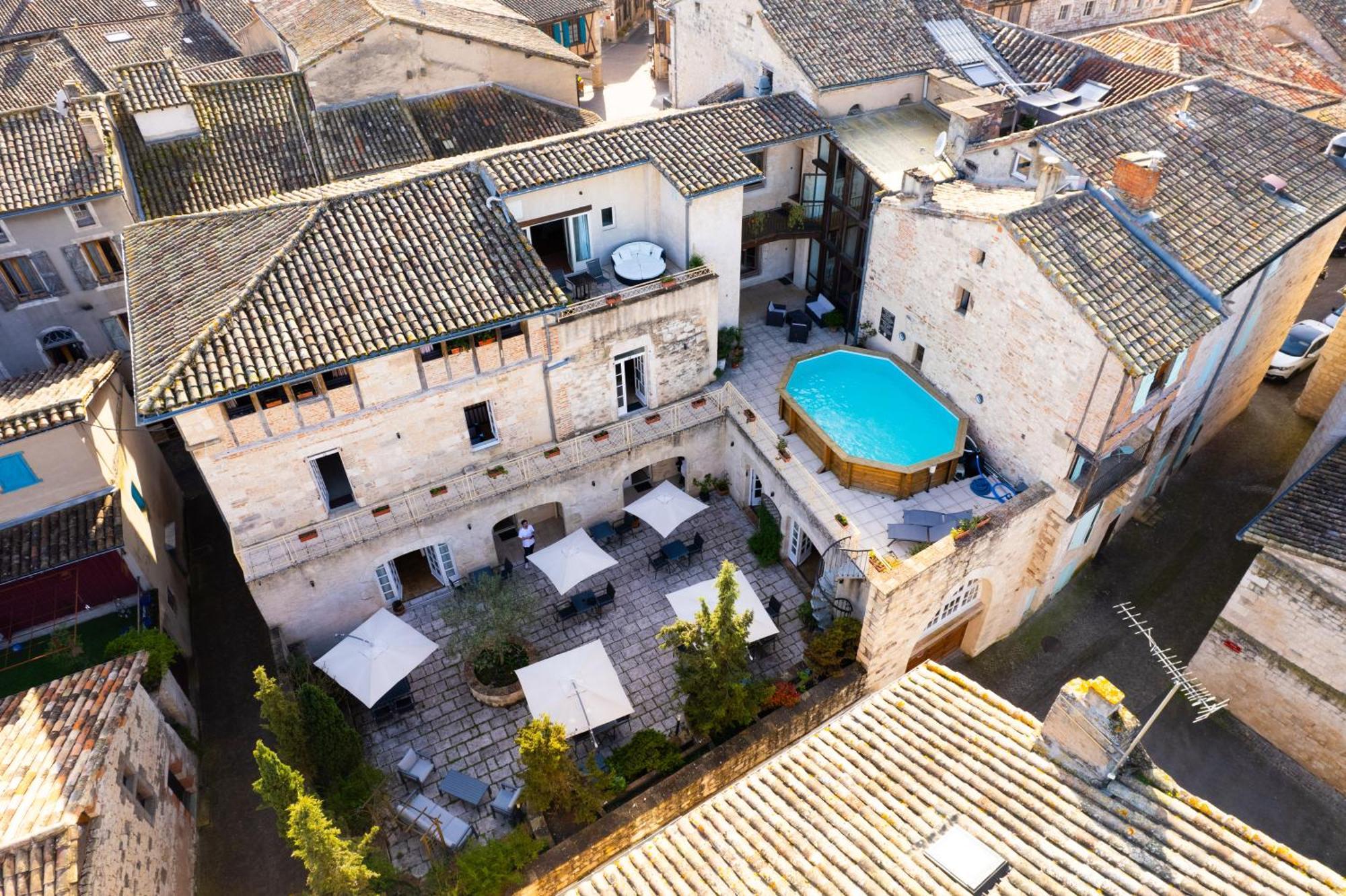 Hotel Des Consuls Castelnau-de-Montmiral Exteriér fotografie