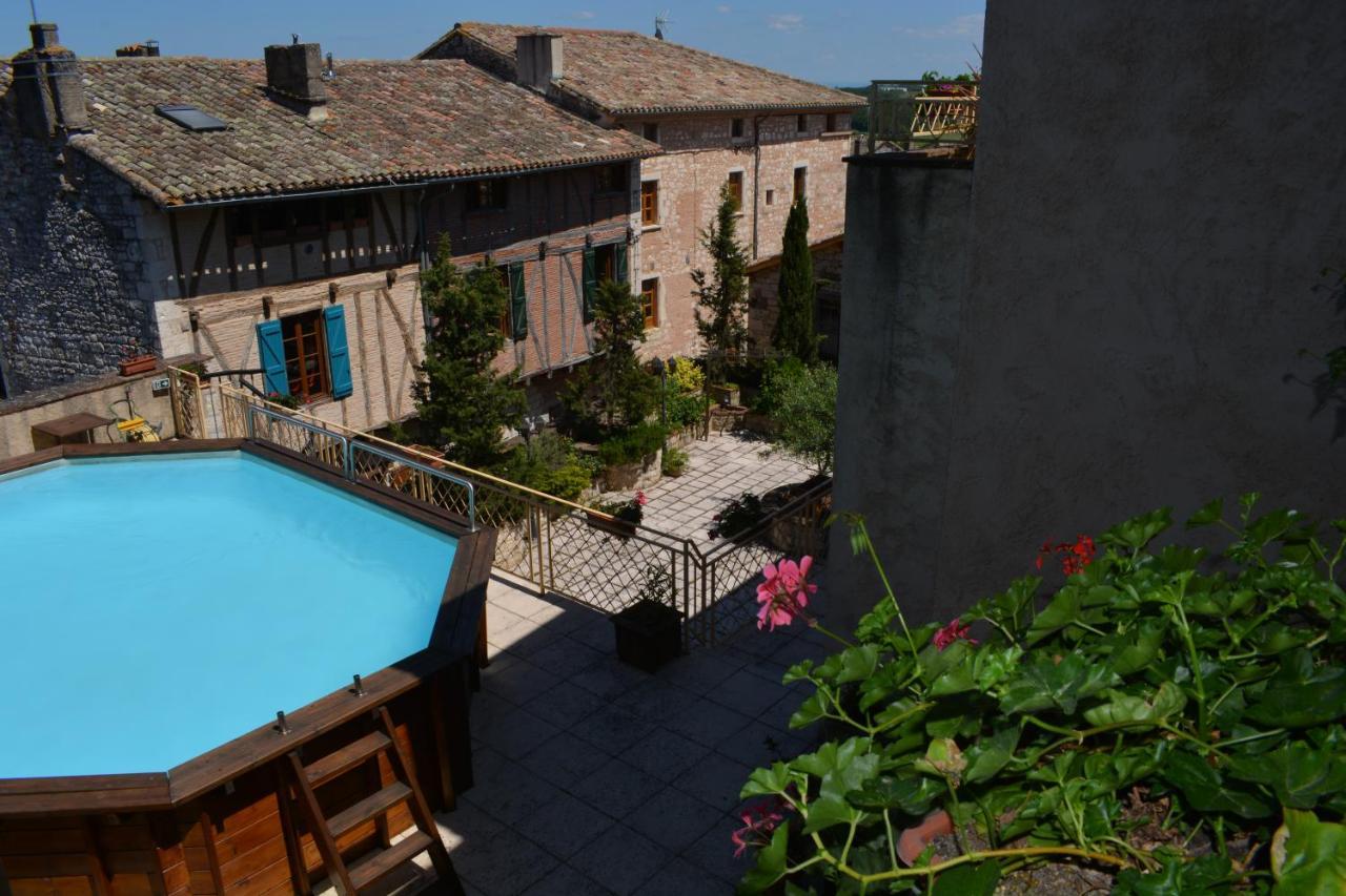 Hotel Des Consuls Castelnau-de-Montmiral Exteriér fotografie